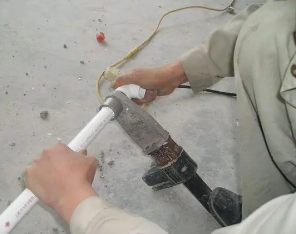 河津漏水维修电话